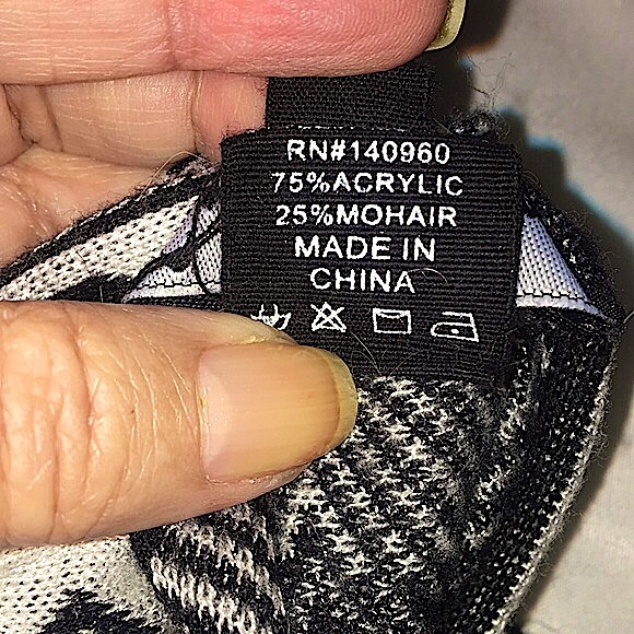 HAUTE MONDE Size L sweater with cream and white with Aztec print - Picture 4 of 10